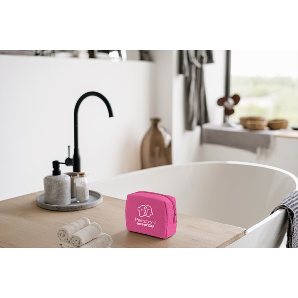 CHLOE. Bolsa de cosméticos de poliéster 600D de alta densidad