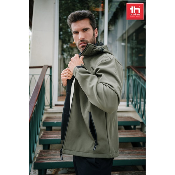 THC ZAGREB. Chaqueta softshell para hombre, con capucha removible